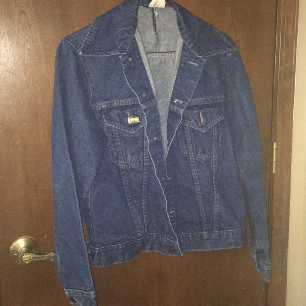 Vintage Denim Jacket 👽
